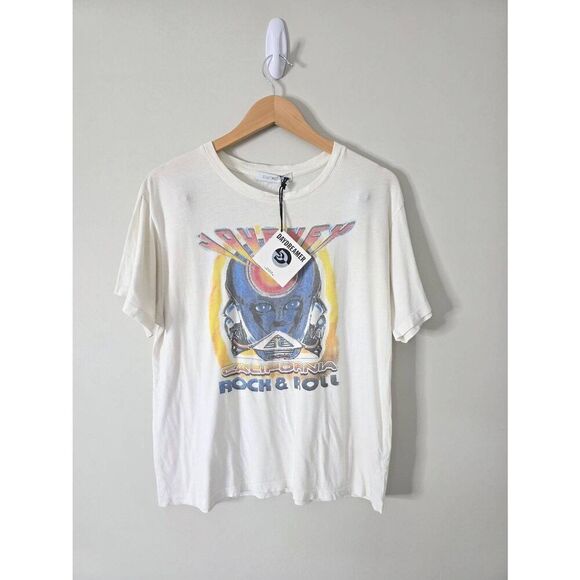 Daydreamer Size Medium Journey California Rock n Roll Band Graphic Tee NEW - Picture 2 of 7